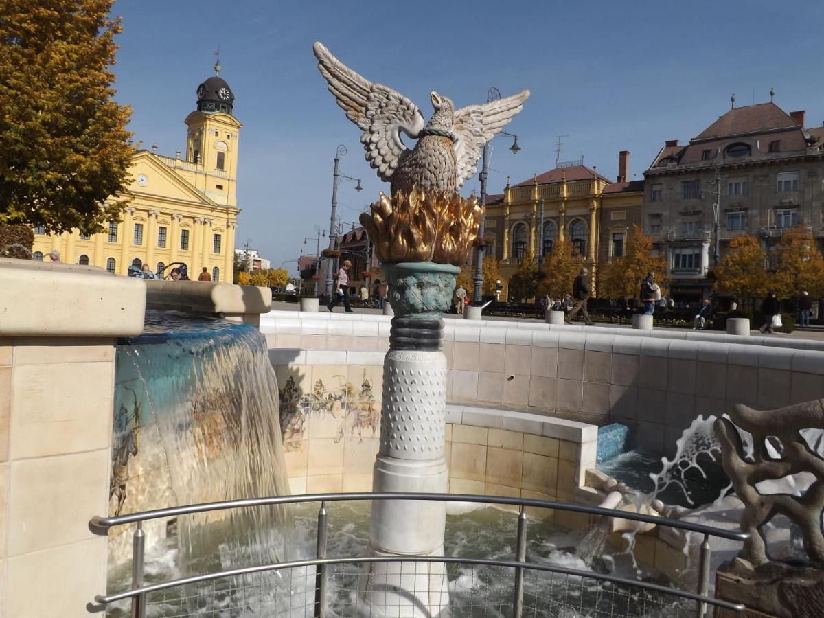 Visit Debrecen Apartman Ngoại thất bức ảnh