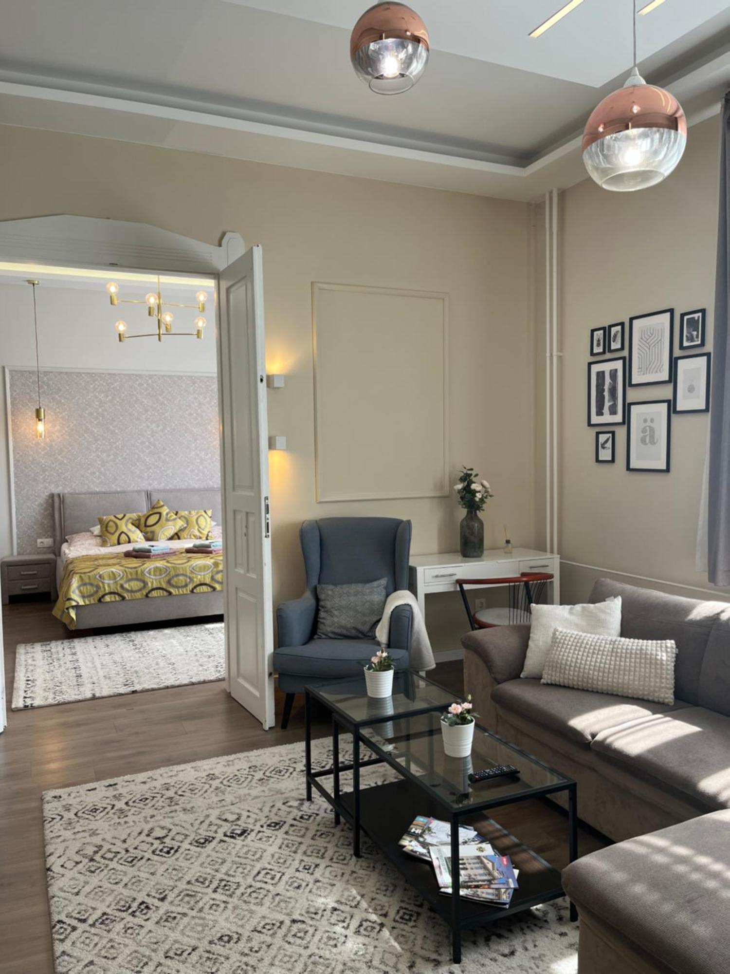 Visit Debrecen Apartman Ngoại thất bức ảnh