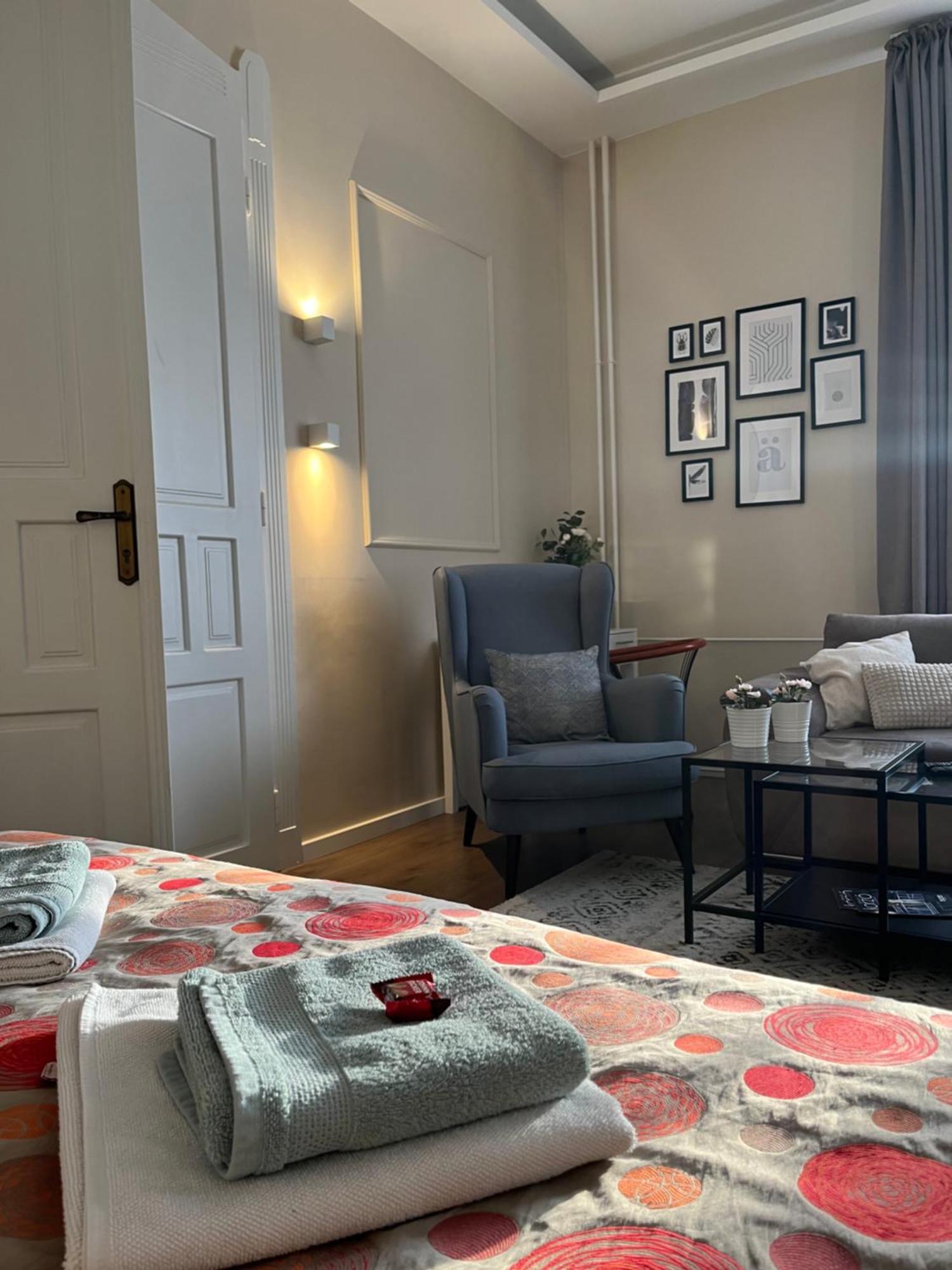 Visit Debrecen Apartman Ngoại thất bức ảnh