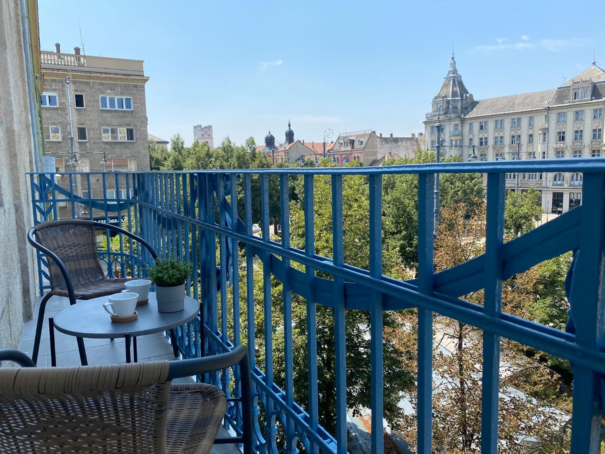 Visit Debrecen Apartman Ngoại thất bức ảnh
