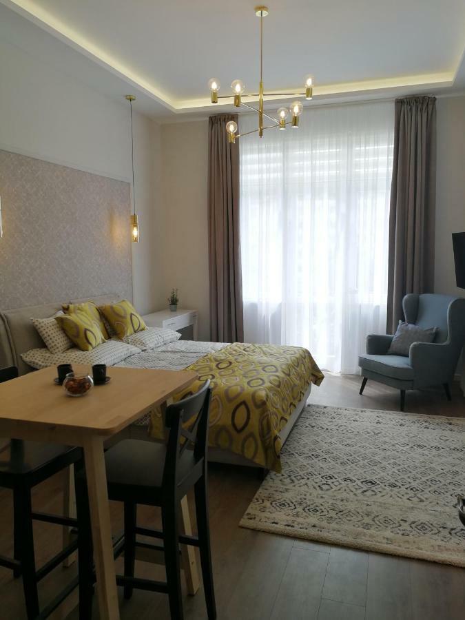Visit Debrecen Apartman Ngoại thất bức ảnh